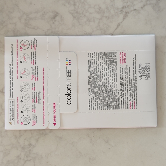 Color Street - City Of Love dry nail polish strips - Picture 2 of 6